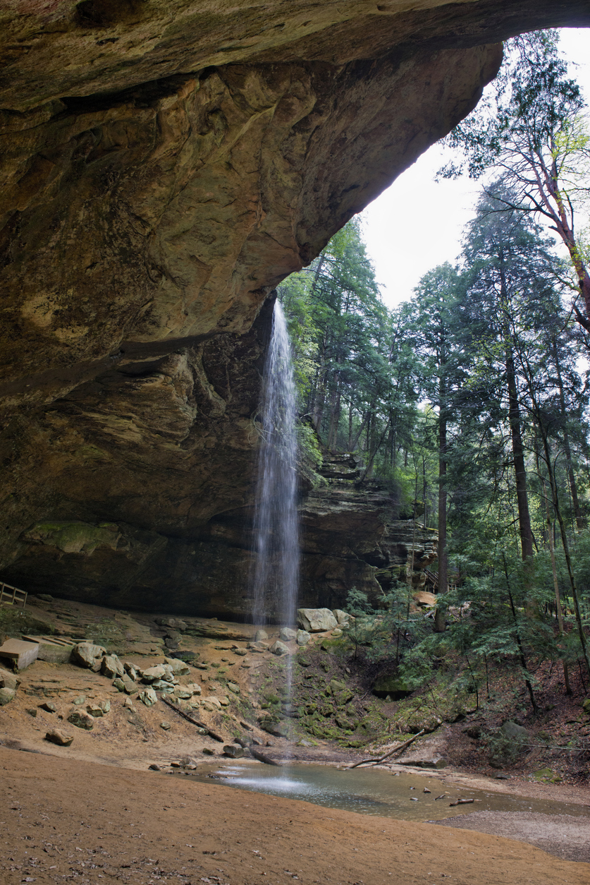 waterfall in hocking hills